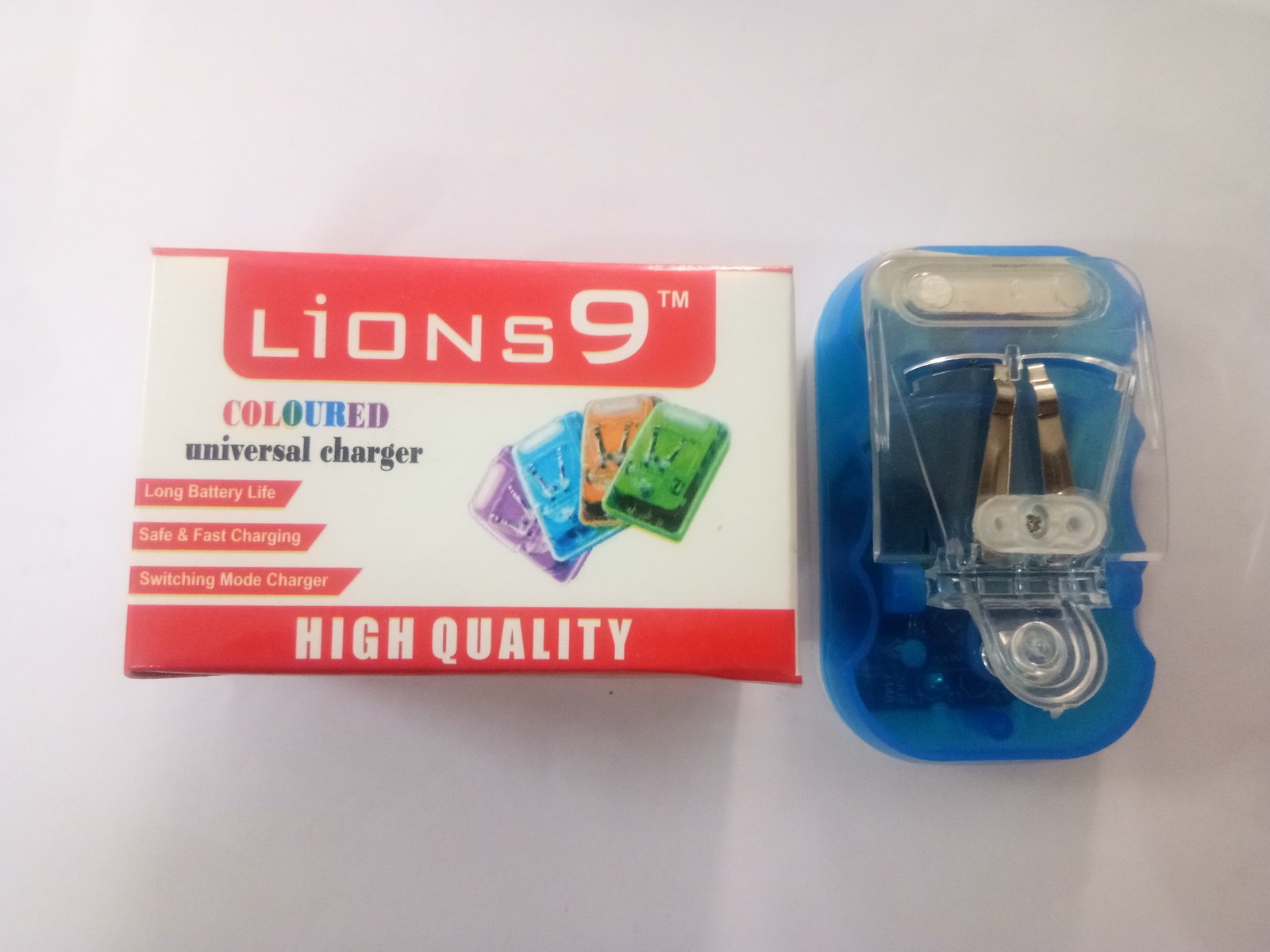  UNIVERSAL CHARGER JADU